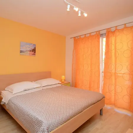 아파트 Kor Ula 프리즈바